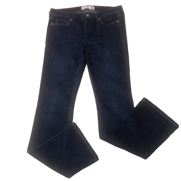 Abercrombie & Fitch Women's Dark Wash mid-rise Boot Cut with stretch size 6 - Picture 1 of 6